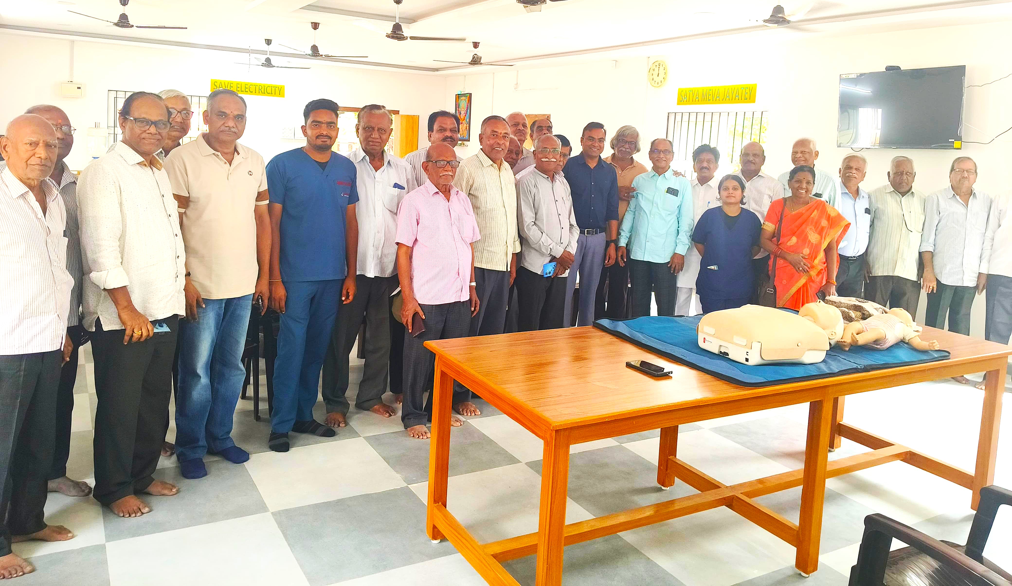 Group Photo on One-day CPR Practical Training Program to save a life on 21st Dec 2024 .jpeg
  